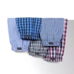 Klassiske Boxershorts hænger over væg
